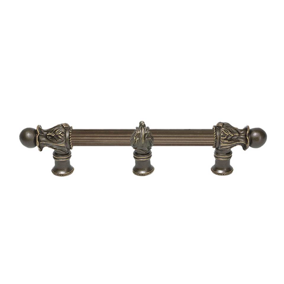 Carpe Diem Hardware Acanthus 6'' O.C. (Approx.) With 5/8'' Reeded Center and Center Brace Long Pull Romanesque Style In Antique Brass.