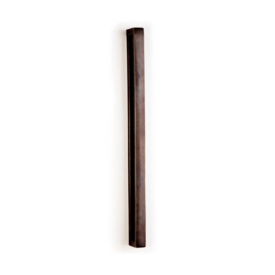 Sun Valley Bronze 18 5/8'' Contemporary grip handle. 18'' center-to-center.*