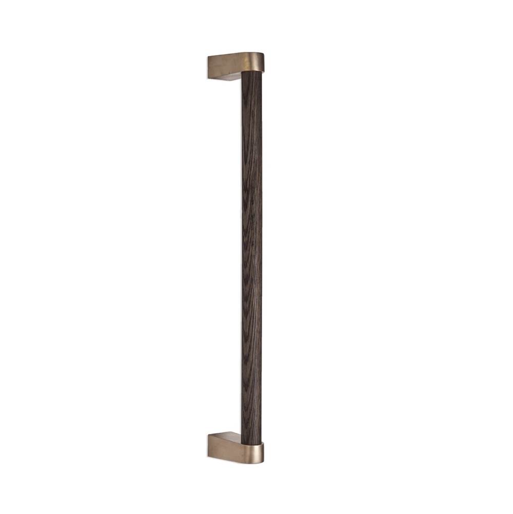 Sun Valley Bronze 24'' White oak dowel grip handle. 22 5/8'' center-to-center.